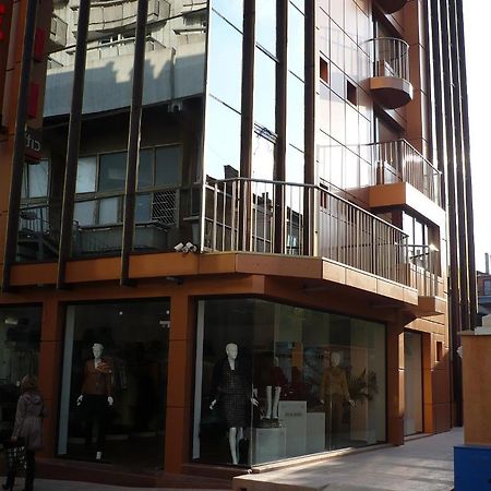 Citius Hotel Warna Exterior foto