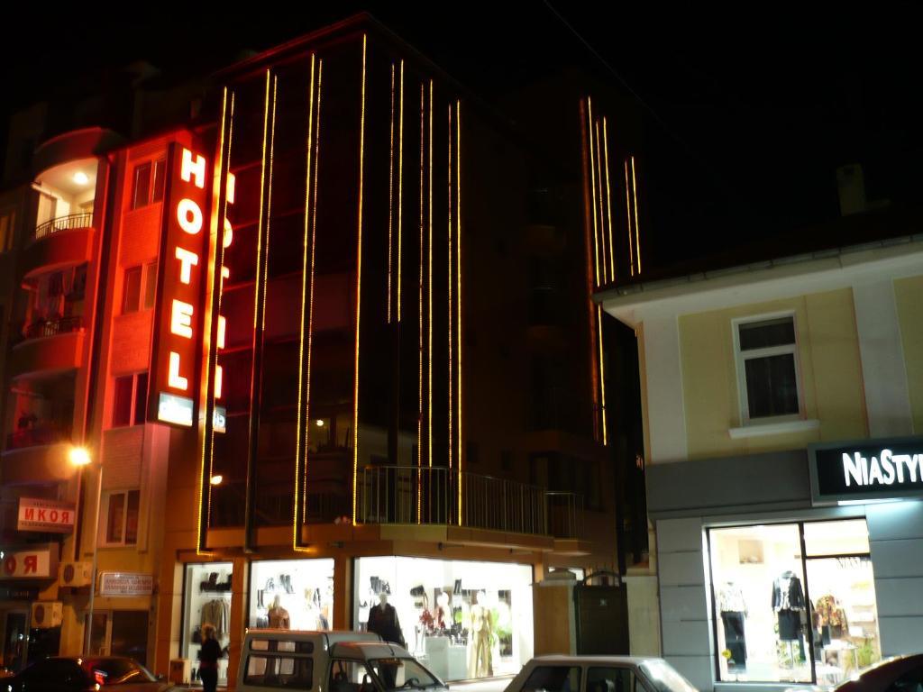 Citius Hotel Warna Exterior foto
